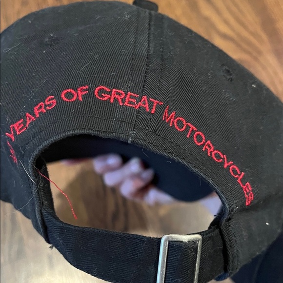 Harley Davidson Black 100th Anniversary Cap - Picture 2 of 2